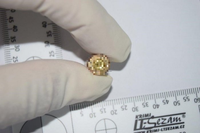 Ilustračný obrázok k článku Poslanci OĽaNO dostali v zásielke náboj! Patrí tomu, kto ZAHLASUJE za dohodu s USA