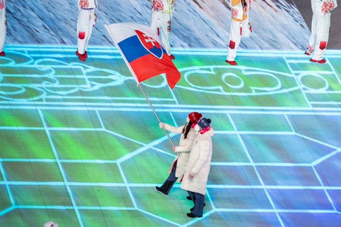Ilustračný obrázok k článku Obrovská pocta: Vlajkonosičkou Slovenska bola študentka Prešovskej univerzity
