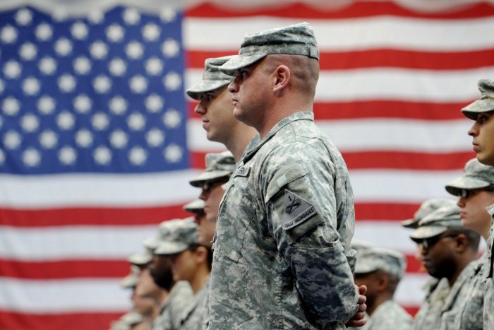 Ilustračný obrázok k článku Súhlasíte s umiestnením základne USA v areáli letiska? Sliačanov čaká REFERENDUM