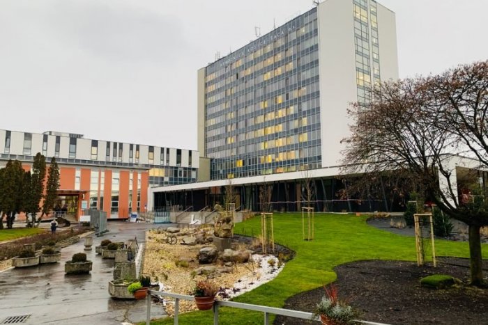 Ilustračný obrázok k článku Nemocnica v Šaci hlási nárast hospitalizovaných. Za týždeň sa ich počet zdvojnásobil