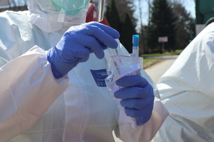 Ilustračný obrázok k článku COVID-19 naberá na sile: Okresy v Banskobystrickom kraji majú aj dvojciferné prírastky