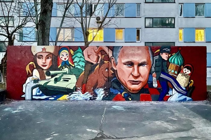 Ilustračný obrázok k článku Umenie alebo gýč? Nové graffiti v Bratislave POBÚRILI časť miestnych obyvateľov, FOTO