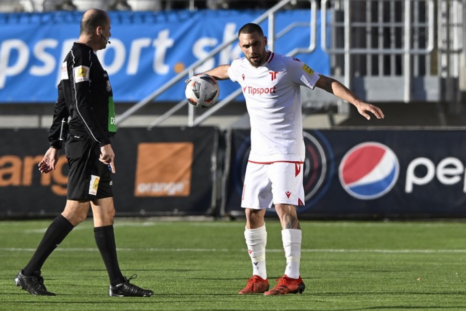 Ilustračný obrázok k článku Trenčania si to rozdali so Slovanom na férovku: V odvete majú šancu na finále