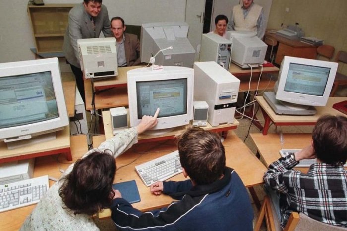 Ilustračný obrázok k článku Internet na Slovensku oslavuje 30 rokov: Tu je 5 krokov pre jeho bezpečné používanie