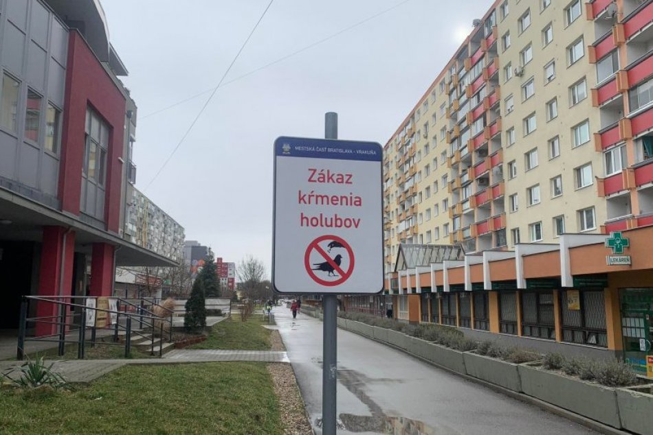 Ilustračný obrázok k článku ZLATÉ vedro za najlepšie riešenie podnetov občanov: Získali ho TIETO samosprávy Bratislavy