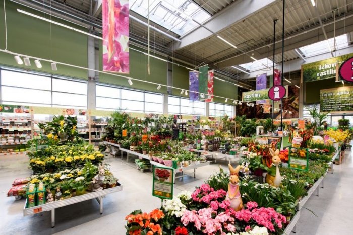 Ilustračný obrázok k článku Na záhradné projekty sa vybavte v nitrianskom Hornbachu