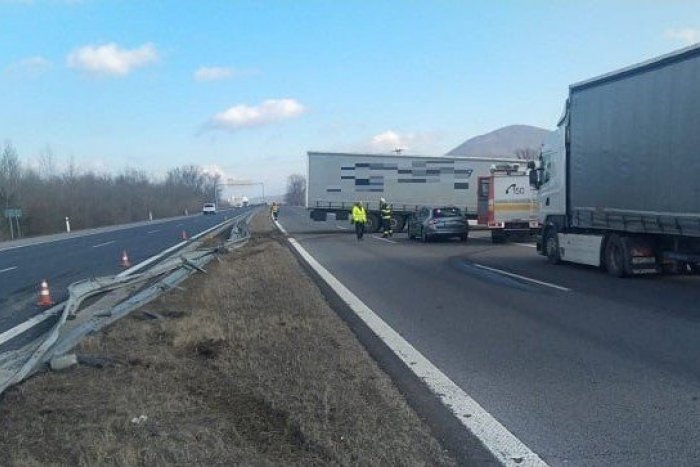 Ilustračný obrázok k článku Nehoda na D1: Tretie UZAVRETIE diaľnice na Považí v priebehu 24 hodín