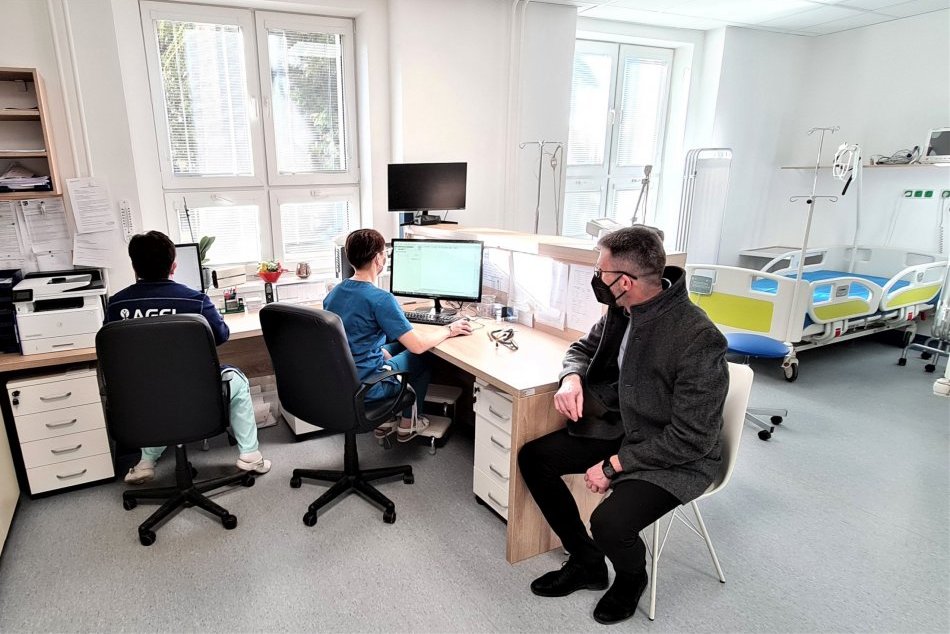 Ilustračný obrázok k článku Bystrický urgent navštívi STOVKA pacientov denne: Kto tam nemá čo hľadať?