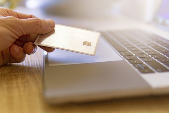 Ilustračný obrázok k článku Ani tovar, ani peniaze! Kopia sa SŤAŽNOSTI na slovenský e-shop, inšpekcia reaguje