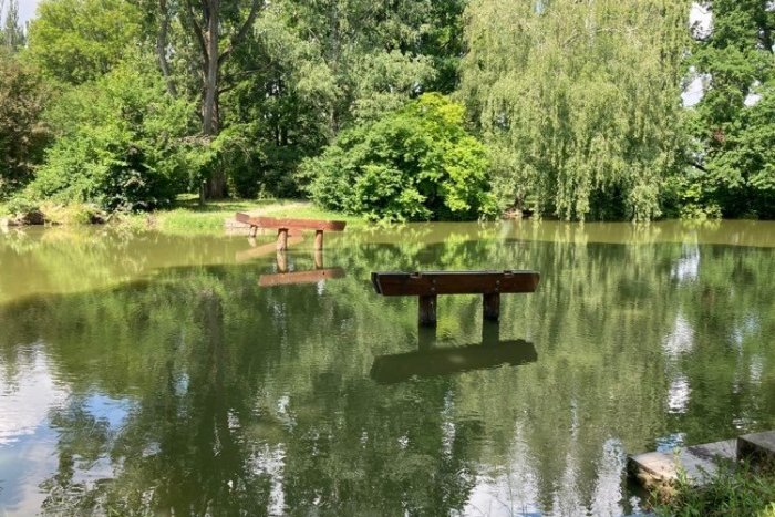 Ilustračný obrázok k článku Vráti sa drevená lávka na Malú Hangócku? Len ak poslanci schvália TÚTO sumu!