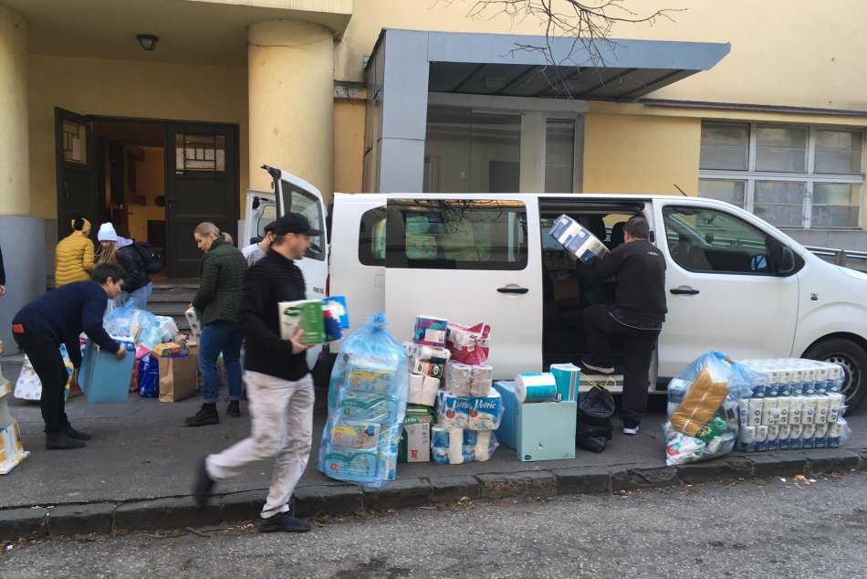 Ilustračný obrázok k článku Osud Ukrajincov nám nie je ľahostajný: Do pomoci sa zapojili aj nitrianske divadlá