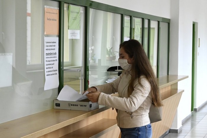 Ilustračný obrázok k článku Trenčianska univerzita má plán ako pomôcť: Mimoriadny príspevok dostanú jej ukrajinskí študenti