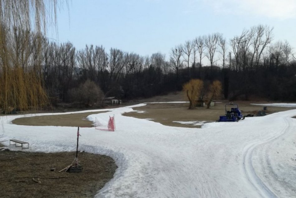 Ilustračný obrázok k článku AKTUÁLNE info z bystrického kúpaliska: Je tu posledná šanca pre bežkárov? FOTO