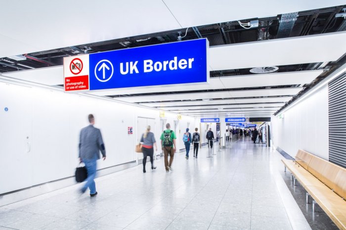 Ilustračný obrázok k článku SVET O SLOVENSKU: Veľká Británia ponúka Slovákovi odškodné 6-tisíc libier!