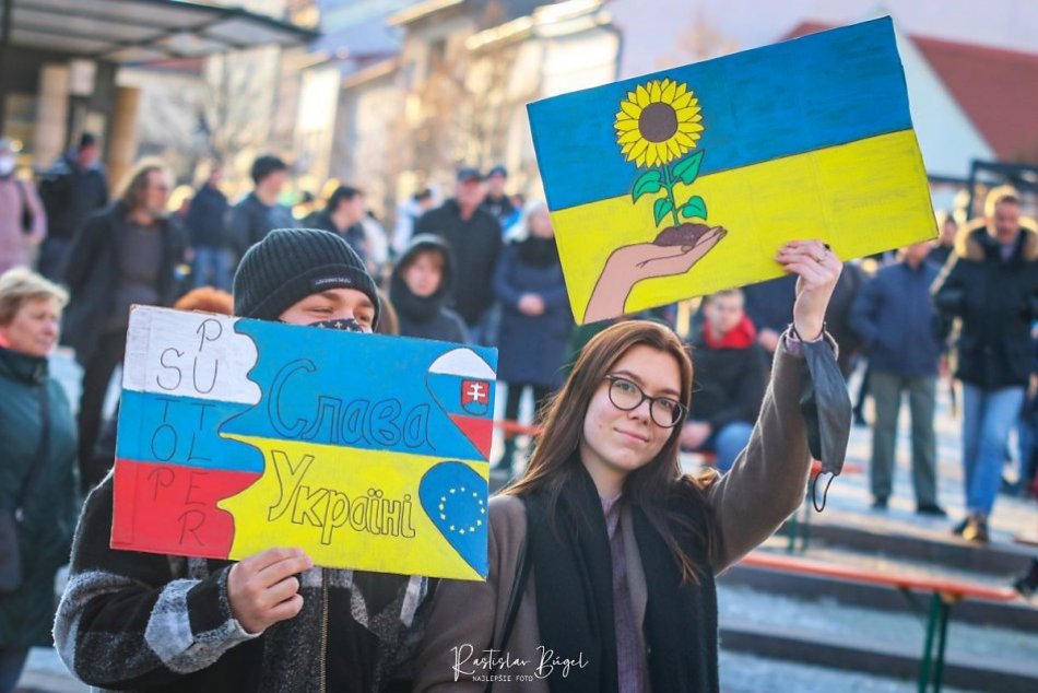 Ilustračný obrázok k článku Nitra zažila Koncert pre Ukrajinu: Na pódiu vystúpil Desmod aj Bijouterrier, FOTO