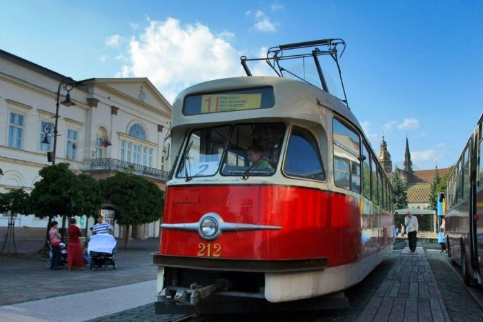 Ilustračný obrázok k článku Super zmena v košickej MHD: Cez víkend budú v električke vyhrávať muzikanti