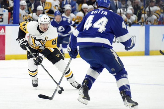 Ilustračný obrázok k článku Rázny krok NHL: Vyzvala kluby, aby PRERUŠILI kontakty s ruskými hráčskymi agentmi