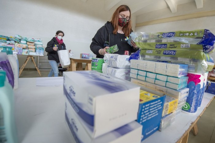 Ilustračný obrázok k článku Mesto Sumy žiada o pomoc: Bystrica vyhlásila potravinovú zbierku, čo treba nosiť?