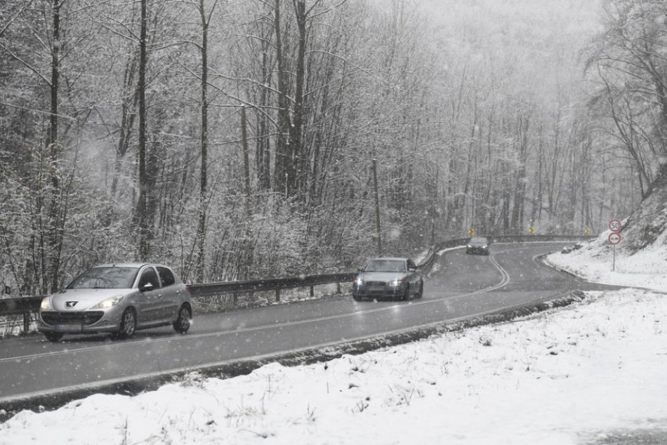 Ilustračný obrázok k článku Prievidžania, čaká nás typicky zimný víkend! Kedy nasneží a kde bude aj -10?