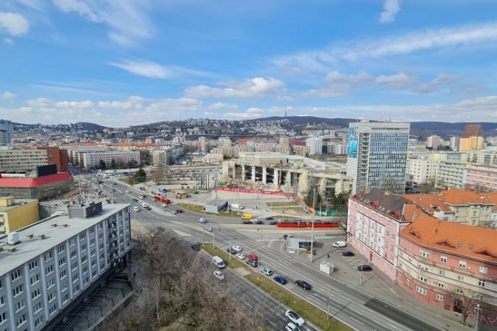 Ilustračný obrázok k článku Novinky z Trnavského mýta: Predáva sa Železničná nemocnica s poliklinikou