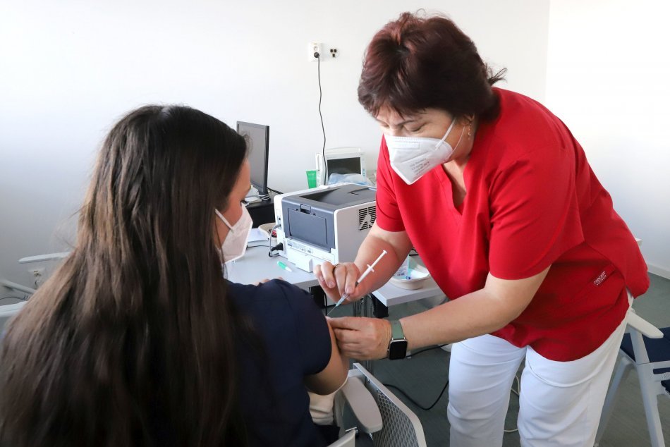 Ilustračný obrázok k článku Bystričania, chcete sa dať zaočkovať pred Vianocami? Možné to bude už len v TÝCHTO dňoch