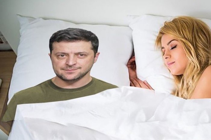 Ilustračný obrázok k článku Zelenskyj ako nový SEXSYMBOL? Vankúš s jeho tvárou ide medzi ženami na dračku