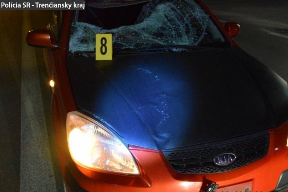 Ilustračný obrázok k článku Tragédia v Púchove: Zrazený chodec ZOMREL priamo na mieste, FOTO