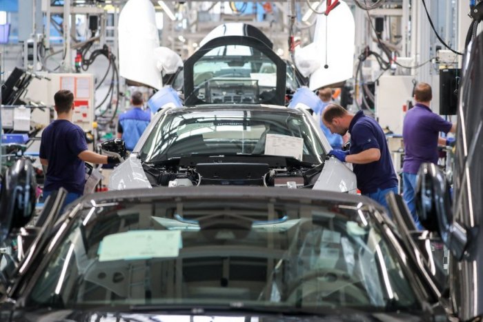 Ilustračný obrázok k článku KRÍZA, aká tu ešte nebola: Vo februári sa predalo najmenej áut v histórii!