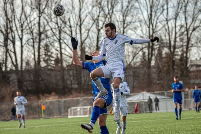 Ilustračný obrázok k článku Susedské derby: FK Poprad zdolal lídra tabuľky zo Spišskej Novej Vsi, FOTO