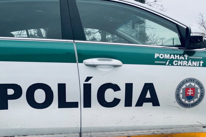 Ilustračný obrázok k článku Prvý prípad ohrozenia mieru: NAKA zadržala muža, súvisí to s príspevkami o vojne