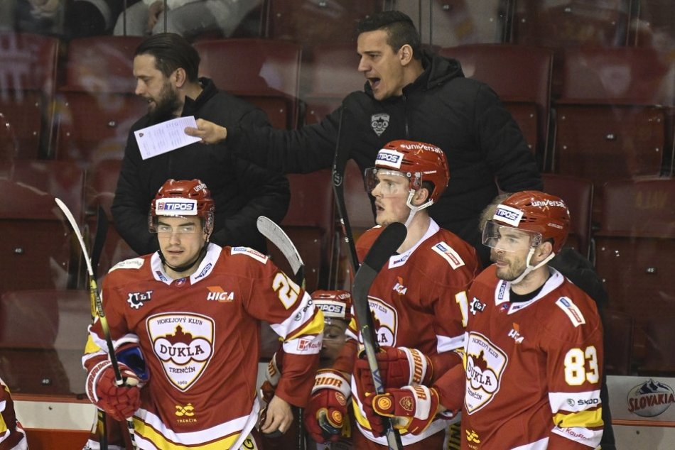 Ilustračný obrázok k článku Koniec trpkej sezóny: Ide o historicky NAJHORŠIE umiestnenie Dukly Trenčín!