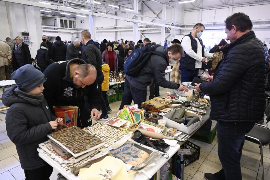 Ilustračný obrázok k článku Dajte veciam druhú ŠANCU: Jesenná BURZA ponúkne oblečenie, hračky aj knihy