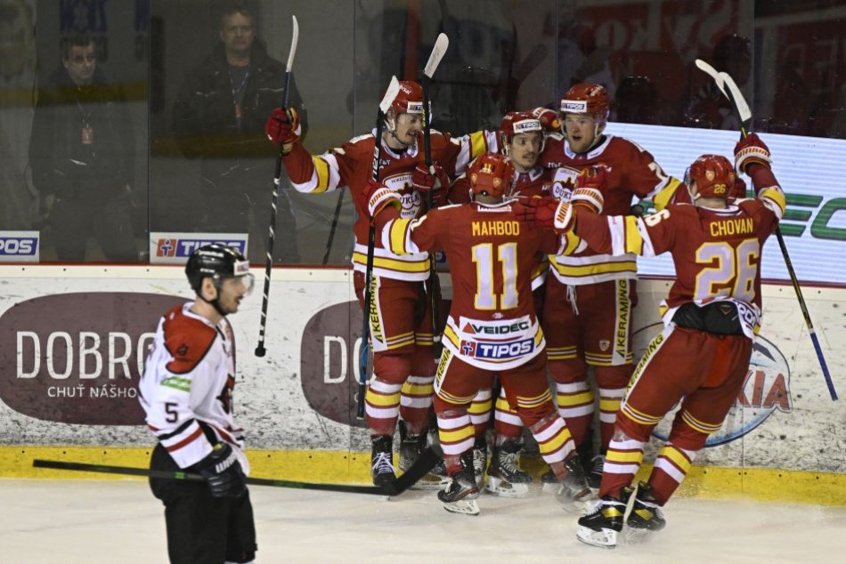 Ilustračný obrázok k článku Barani nedokázali spečatiť svoj postup: Súper mal v Trenčíne navrch, FOTO