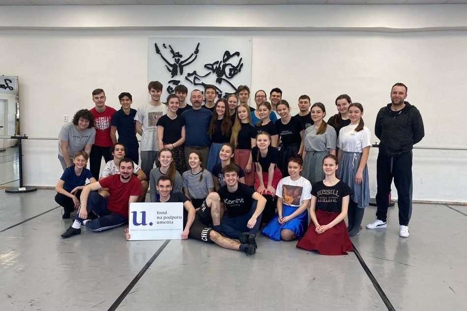 Ilustračný obrázok k článku Umelecký súbor SĽUK z Bratislavy a FS Zemplín z Michaloviec spojil tanec, FOTO