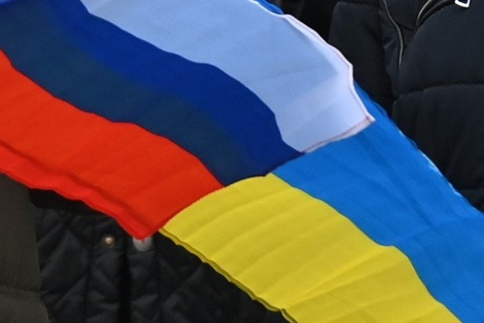 Ilustračný obrázok k článku Trenčianska župa schválila pomoc Ukrajine a ZRUŠILA spoluprácu s Rusmi