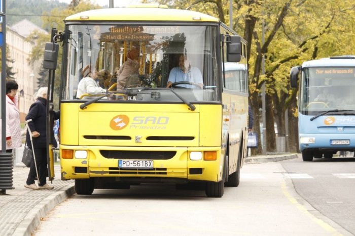 Ilustračný obrázok k článku MHD v Handlovej vlani skončila v strate: Mesto rieši jej budúcnosť