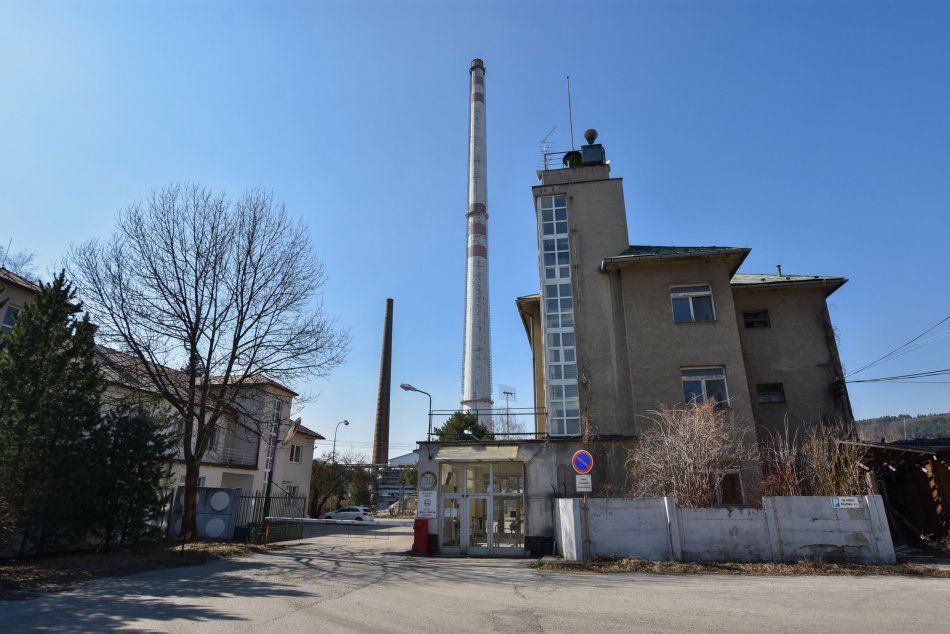 Ilustračný obrázok k článku Hrozivé zistenia z rafinérie na Horehroní: Areál je silne znečistený ropnými látkami