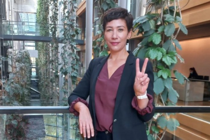 Ilustračný obrázok k článku Europoslankyňa Nicholsonová ukázala graf: V Európe veria KONŠPIRÁCIÁM najviac Slováci!