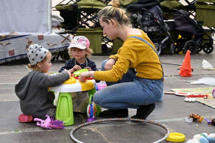 Ilustračný obrázok k článku Na Sliači ubytovali ďalšie desiatky utečencov: Prvých už dokonca aj zamestnali