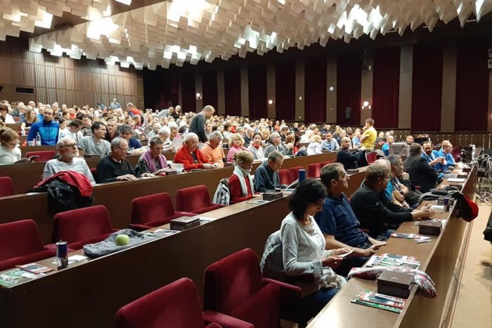 Ilustračný obrázok k článku Pod Zobor sa vracia obľúbený festival: Láka na filmy a poznávací výlet