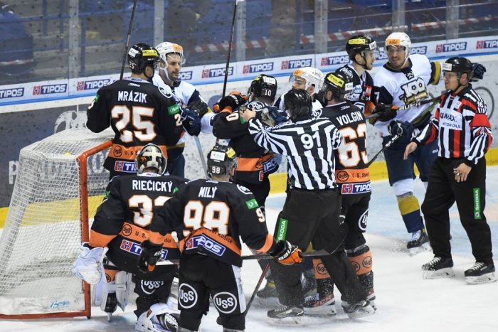 Ilustračný obrázok k článku Súboj dvoch najväčších rivalov. V semifinále čaká na Košice bratislavský Slovan