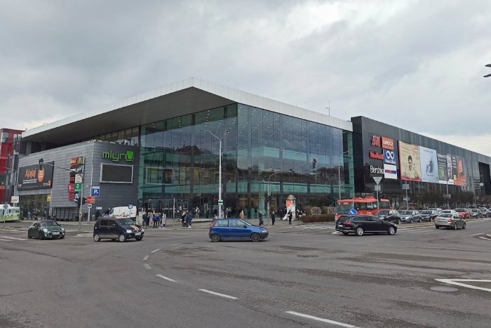 Ilustračný obrázok k článku Nákupné centrum v Nitre museli evakuovať: Čo spôsobilo poplach?