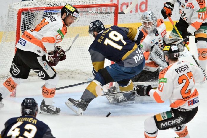 Ilustračný obrázok k článku Košice doplatili na chyby v obrane. Slovan sa ujal vedenia v sérii