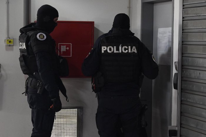 Ilustračný obrázok k článku SVET O SLOVENSKU: Podvod za 23 miliónov! Vďaka európskej prokuratúre ide Slovák za mreže