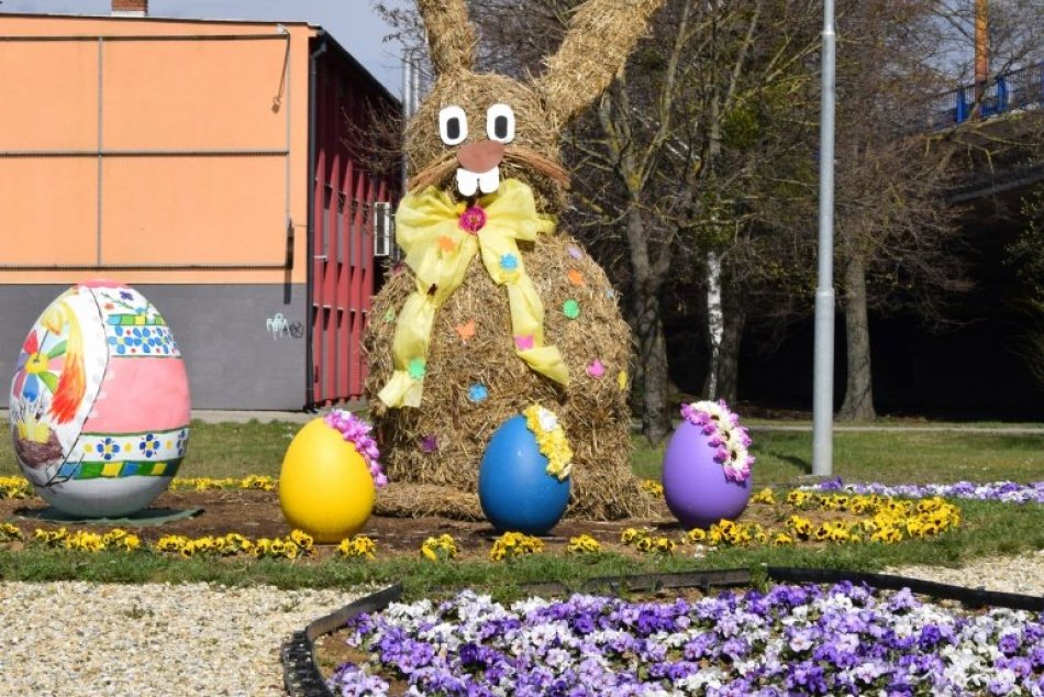 Ilustračný obrázok k článku NÁDHERA, čo hneď upúta pozornosť. Východ skrášľuje úžasná veľkonočná výzdoba, FOTO
