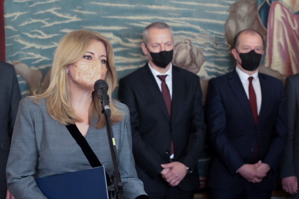 Ilustračný obrázok k článku O názory Rybníčka má prezidentka záujem: Čaputová upozorňuje na problémy, FOTO