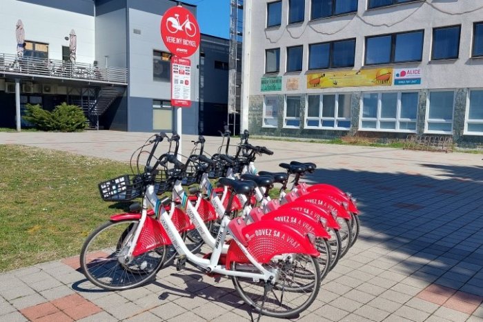 Ilustračný obrázok k článku Obľúbený bikesharing je späť. Bicykle nájdete na TÝCHTO stanovištiach