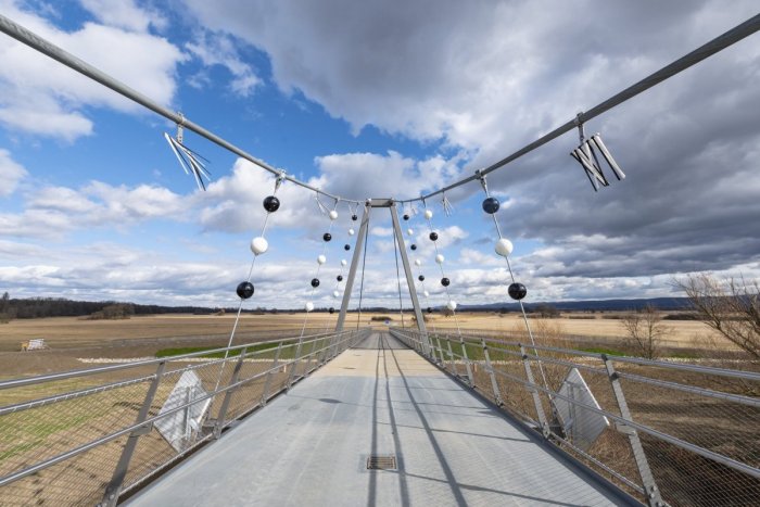 Ilustračný obrázok k článku Užite si nový CYKLOMOST neďaleko Bratislavy: Kraj spustil registráciu na otváraciu cyklojazdu