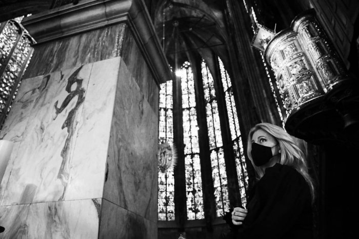 Ilustračný obrázok k článku Čaputová: Veľký piatok pripomína, aby sa nevynášali nenávistné súdy. Každý je schopný súcitu