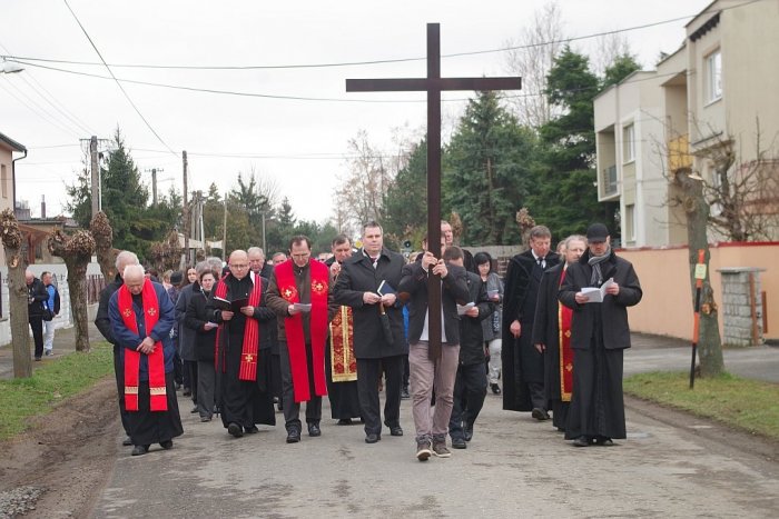Ilustračný obrázok k článku K Veľkej noci patrí aj pašiový sprievod. Tradícia pokračuje aj v Michalovciach